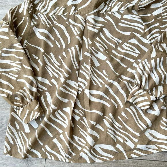 Vintage Rino Rossi Brown Zebra Print Blouse - Picture 15 of 15